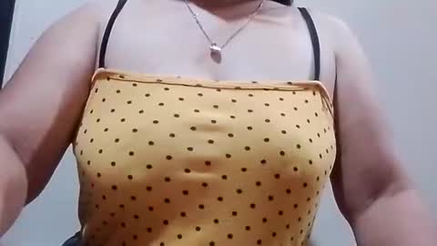 suzzie_hot online show from 01-17-26, 01:05