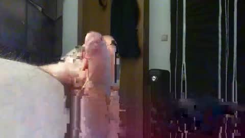 sven33755 online show from 12-02-25, 05:19