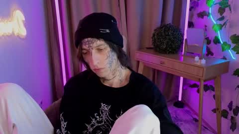 Snapshot of swagamee chatting on 02-04-26, 10:15 Eric online show from 02-04-26, 10:15