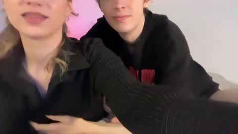 Denis and Mia online show from 04-16-26, 01:34