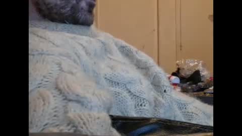 Snapshot of sweaterboy666 chatting on 07-08-26, 08:02 sweaterboy666 online show from 07-08-26, 08:02