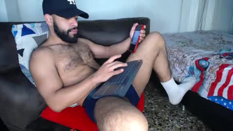 Snapshot of sweatyhairypig1 chatting on 12-13-24, 03:43 joel bliss online show from 12-13-24, 03:43