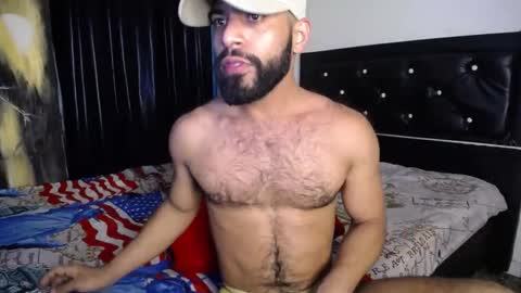 Snapshot of sweatyhairypig1 chatting on 12-30-24, 07:15 joel bliss online show from 12-30-24, 07:15