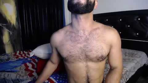 Snapshot of sweatyhairypig1 chatting on 12-31-24, 12:21 joel bliss online show from 12-31-24, 12:21