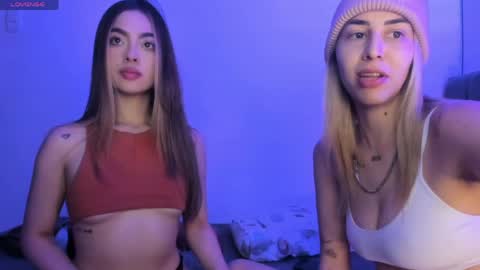 Snapshot of sweeet_temptation chatting on 05-06-26, 05:14 Mariana online show from 05-06-26, 05:14