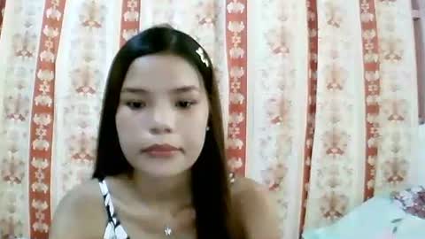 Snapshot of sweet01pinay chatting on 05-16-26, 06:32 sweet01pinay online show from 05-16-26, 06:32