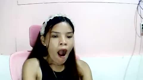 Snapshot of sweet01pinay chatting on 05-23-26, 01:59 sweet01pinay online show from 05-23-26, 01:59