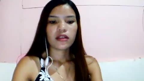 Snapshot of sweet01pinay chatting on 06-16-26, 01:36 sweet01pinay online show from 06-16-26, 01:36
