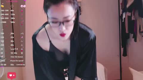 sweet0830 online show from 11-15-25, 04:21