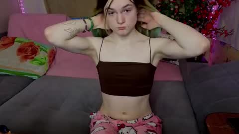 Haeyang  Torry online show from 02-18-26, 07:04