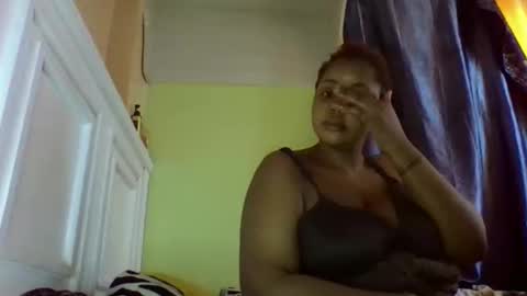 sweet52537 online show from 05-13-26, 08:44