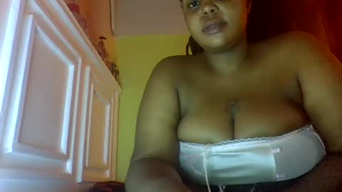 sweet52537 online show from 07-21-26, 04:26