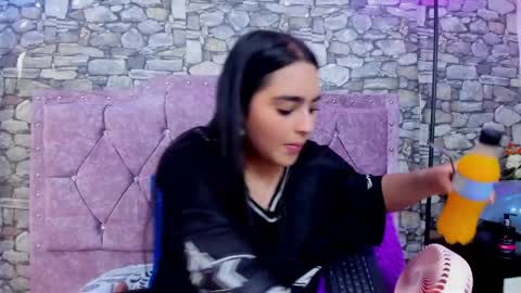 sweet__cherry1 online show from 06-05-26, 07:08