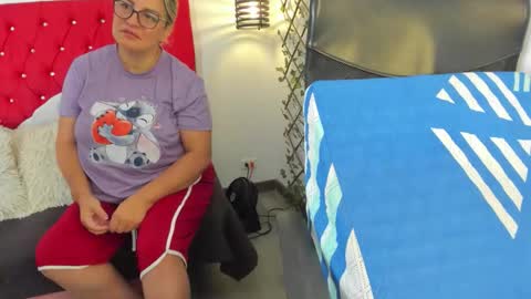 Carolina online show from 10-26-25, 02:45