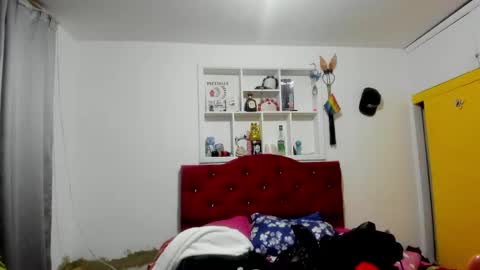 sweet__suck69bitch online show from 04-24-26, 06:49