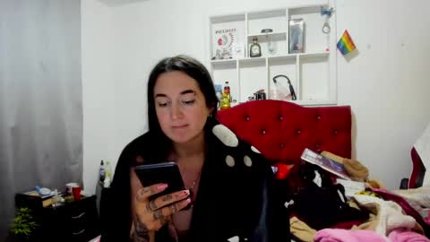 sweet__suck69bitch online show from 05-20-26, 09:59