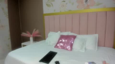 Snapshot of sweet_alyssa07 chatting on 02-05-26, 11:26 Alyssa I preffer Aly online show from 02-05-26, 11:26
