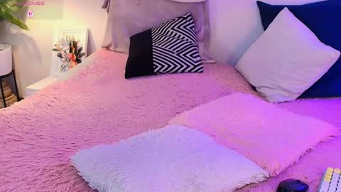 amaralopez online show from 04-27-26, 11:41