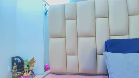 Amye  online show from 02-04-26, 07:09