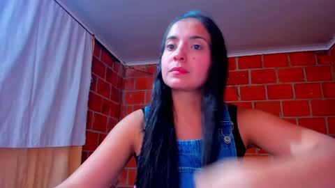 sweet and hot alaia online show from 10-14-25, 03:29