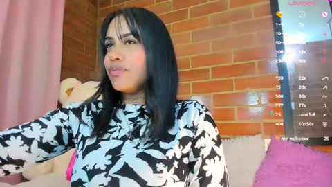 Snapshot of sweet_angel2001 chatting on 02-19-25, 09:58 Stephanie online show from 02-19-25, 09:58