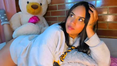 Snapshot of sweet_angel2001 chatting on 03-09-25, 04:27 Stephanie online show from 03-09-25, 04:27