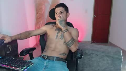 Snapshot of sweet_angel25 chatting on 10-03-25, 09:23 sweet_angel25 online show from 10-03-25, 09:23
