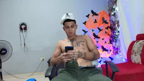 Snapshot of sweet_angel25 chatting on 10-17-25, 11:07 sweet_angel25 online show from 10-17-25, 11:07