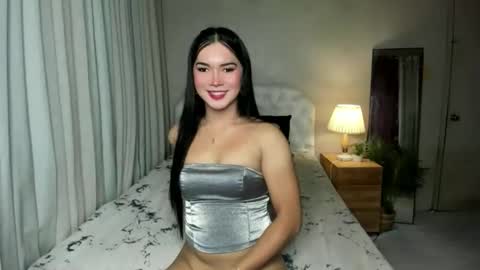 Snapshot of sweet_angel985251 chatting on 04-29-26, 12:05 SweetAangel online show from 04-29-26, 12:05