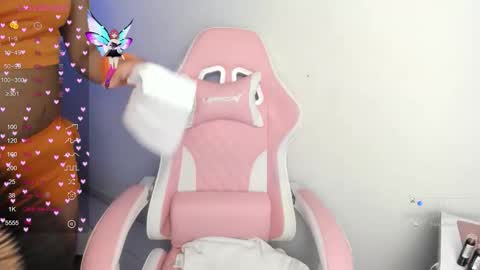 Snapshot of sweet_angelkanon chatting on 10-30-25, 01:12 sweet_angelkanon online show from 10-30-25, 01:12