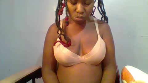Snapshot of sweet_arianna_ chatting on 01-29-25, 07:25 timaya online show from 01-29-25, 07:25