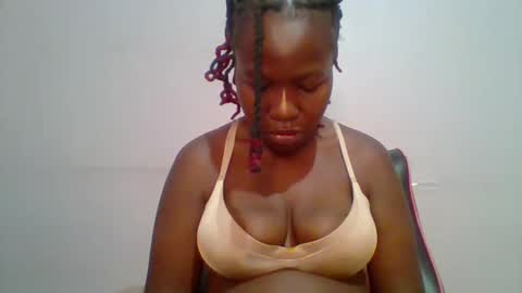 Snapshot of sweet_arianna_ chatting on 03-05-25, 02:36 timaya online show from 03-05-25, 02:36