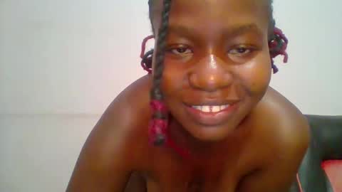 Snapshot of sweet_arianna_ chatting on 03-07-25, 05:40 timaya online show from 03-07-25, 05:40