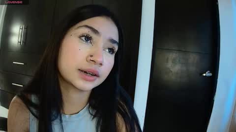 sweet Ayshel online show from 11-20-25, 08:30