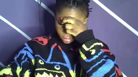 Snapshot of sweet_berry31 chatting on 12-02-25, 02:28 baby girl online show from 12-02-25, 02:28