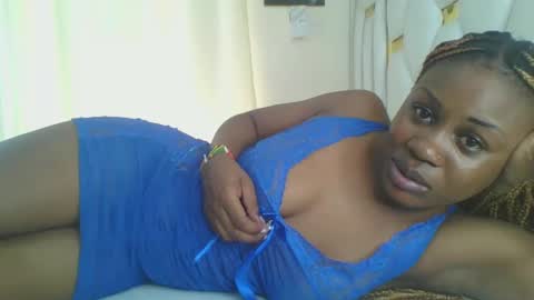 Snapshot of sweet_blackgal chatting on 01-08-25, 10:15 Lavie online show from 01-08-25, 10:15