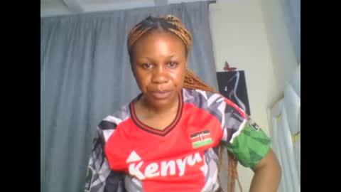 Snapshot of sweet_blackgal chatting on 01-20-25, 02:11 Lavie online show from 01-20-25, 02:11