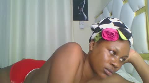 Snapshot of sweet_blackgal chatting on 01-22-25, 03:41 Lavie online show from 01-22-25, 03:41