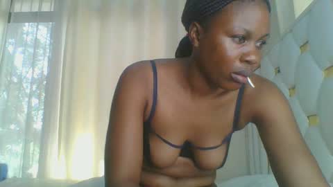 Snapshot of sweet_blackgal chatting on 02-01-25, 11:21 Lavie online show from 02-01-25, 11:21