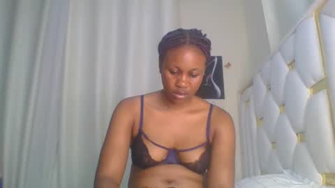 Snapshot of sweet_blackgal chatting on 02-07-25, 05:51 Lavie online show from 02-07-25, 05:51