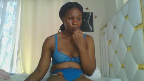 Snapshot of sweet_blackgal chatting on 02-18-25, 10:49 Lavie online show from 02-18-25, 10:49