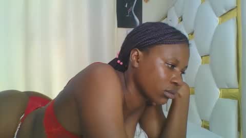 Snapshot of sweet_blackgal chatting on 03-01-25, 02:13 Lavie online show from 03-01-25, 02:13