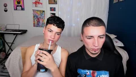 Snapshot of sweet_boys_xx chatting on 02-21-25, 04:29 CristianBrayan PVT OPEN online show from 02-21-25, 04:29
