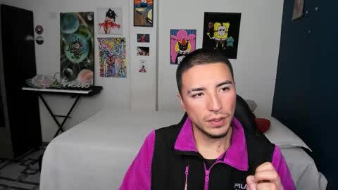 Snapshot of sweet_boys_xx chatting on 09-18-25, 12:07 CristianBrayan PVT OPEN online show from 09-18-25, 12:07