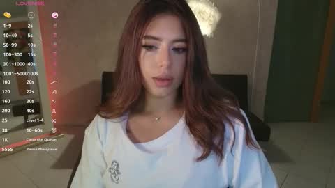 Snapshot of sweet_cami1 chatting on 02-15-26, 10:17 Camila online show from 02-15-26, 10:17