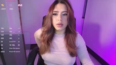 Snapshot of sweet_cami1 chatting on 03-17-26, 01:43 Camila online show from 03-17-26, 01:43