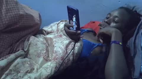 sweet_candie01 online show from 05-16-26, 05:48