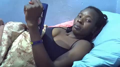 sweet_candie01 online show from 05-25-26, 04:07