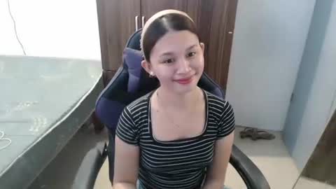 Snapshot of sweet_cassyxx chatting on 05-13-26, 09:50 sweet_cassyxx online show from 05-13-26, 09:50