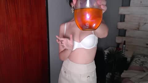 Chantelle online show from 03-11-25, 12:54